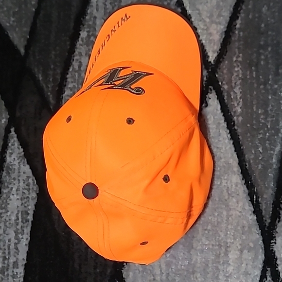 WINCHESTER GUNS EMBROIDERED ORANGE HUNTING HAT - Picture 4 of 13